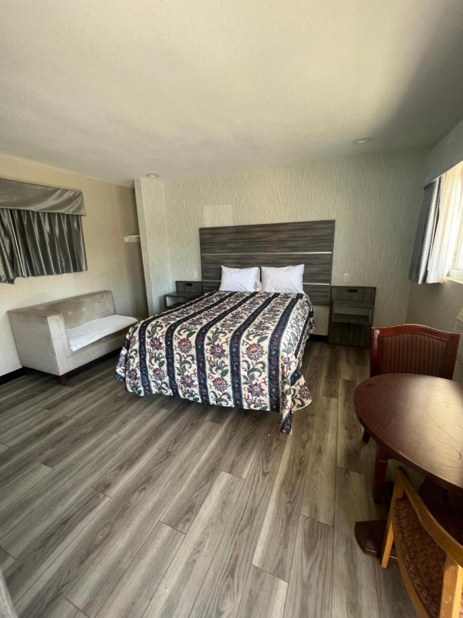 Hotel Keystone Norwalk